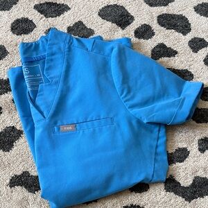 Figs Vibrant Blue Scrub Top